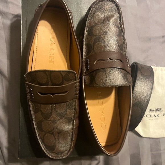 Men’s Coach Loafer Shoes and matching belt - Picture 2 of 4
